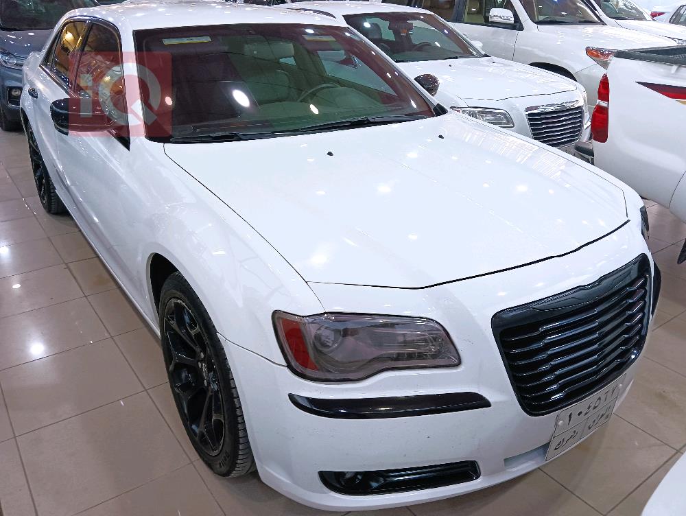 كرايسلر 300
